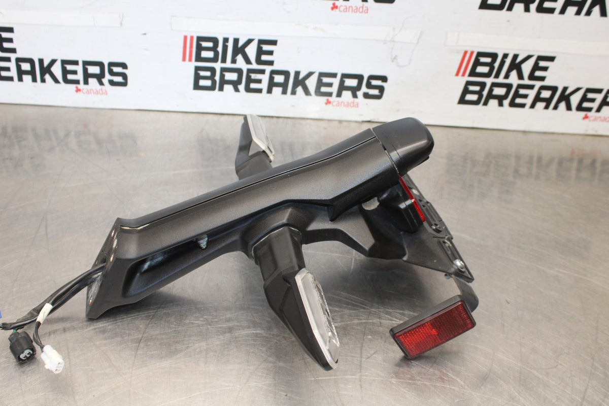 22 KAWASAKI NINJA ZX6R ZX636 ABS 40TH ANNIVERSARY REAR BACK FENDER LIGHTS BB911