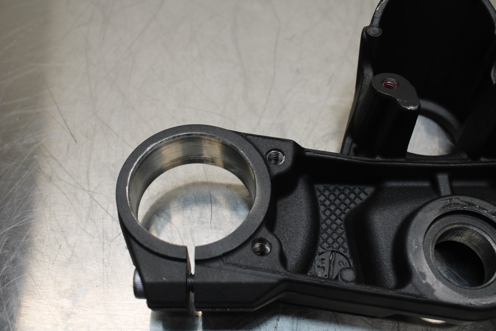 23-24 KAWASAKI NINJA ZX14R FORKS UPPER TRIPLE TREE CLAMP BB141