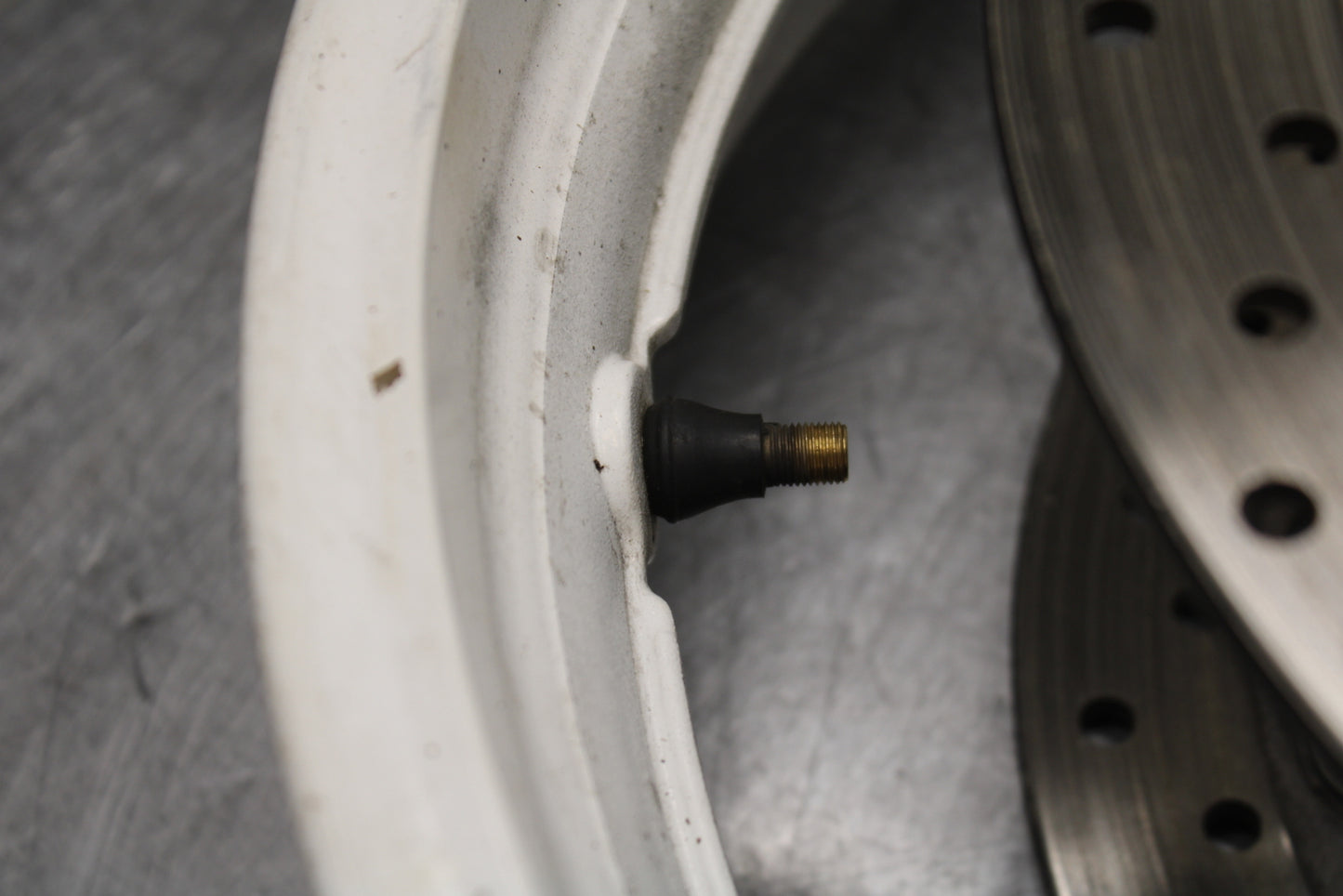 08-10 SUZUKI GSXR 600 FRONT WHEEL FRONT RIM BB753