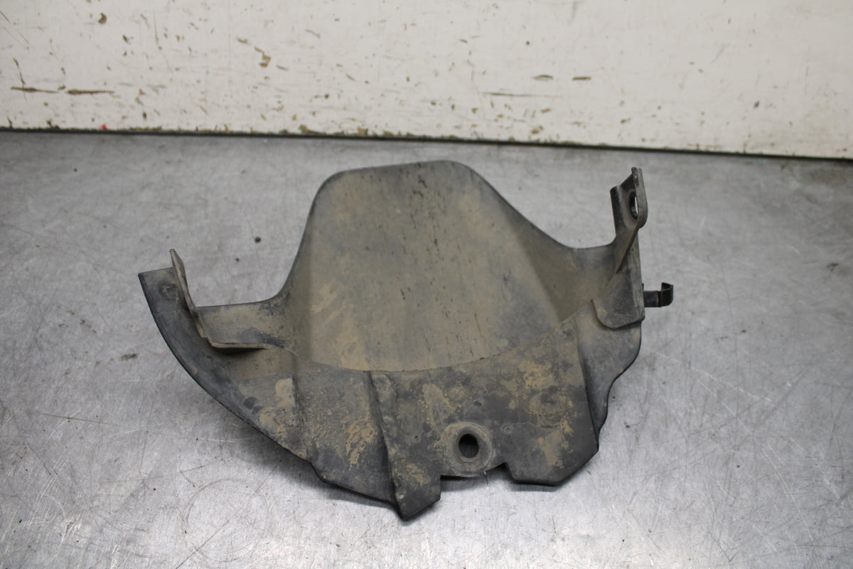 08-09 SUZUKI GSXR600 REAR BACK WHEEL TIRE HUGGER FENDER BB728