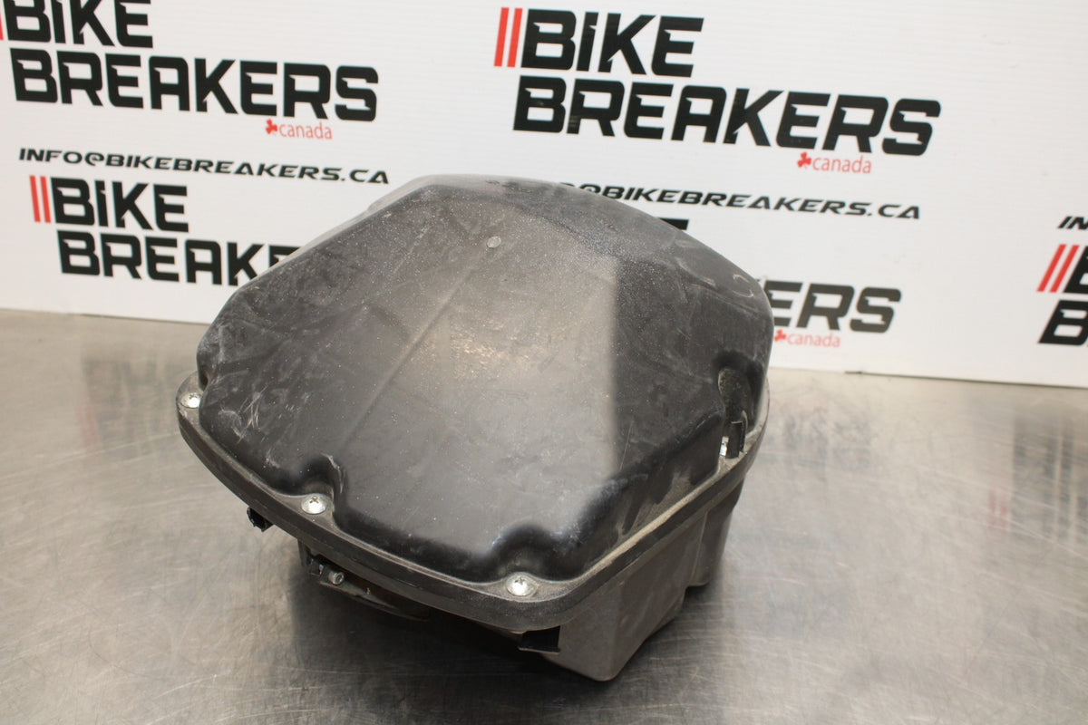 10 SUZUKI SV650 AIRBOX AIR INTAKE FILTER BOX BB181