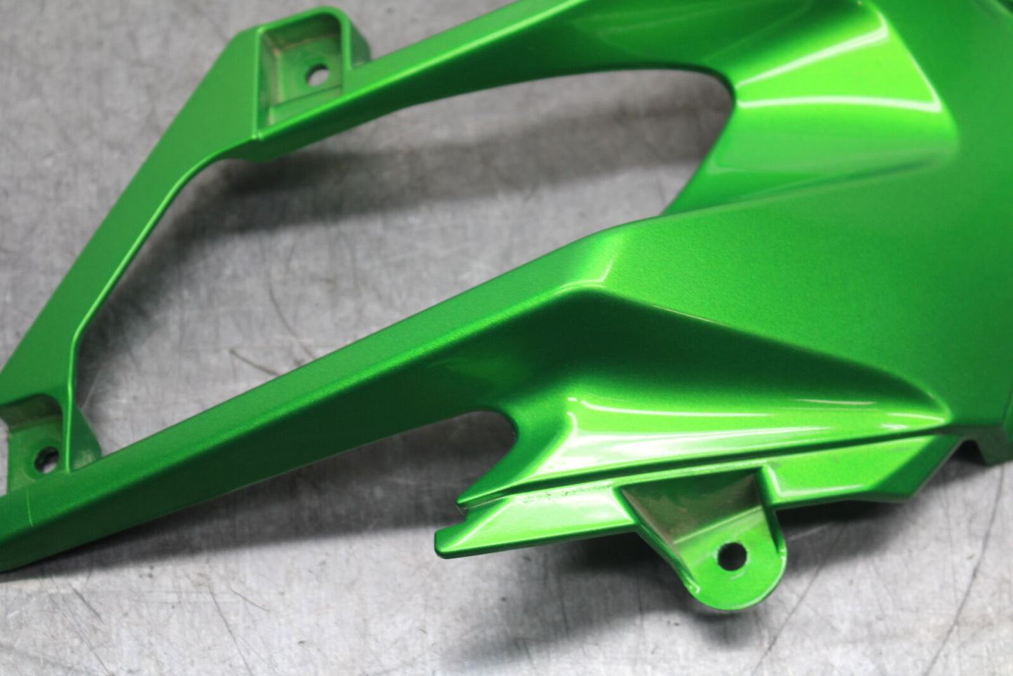 18-23 KAWASAKI NINJA 400 EX400 ABS RIGHT MID UPPER SIDE FAIRING COWL BB747