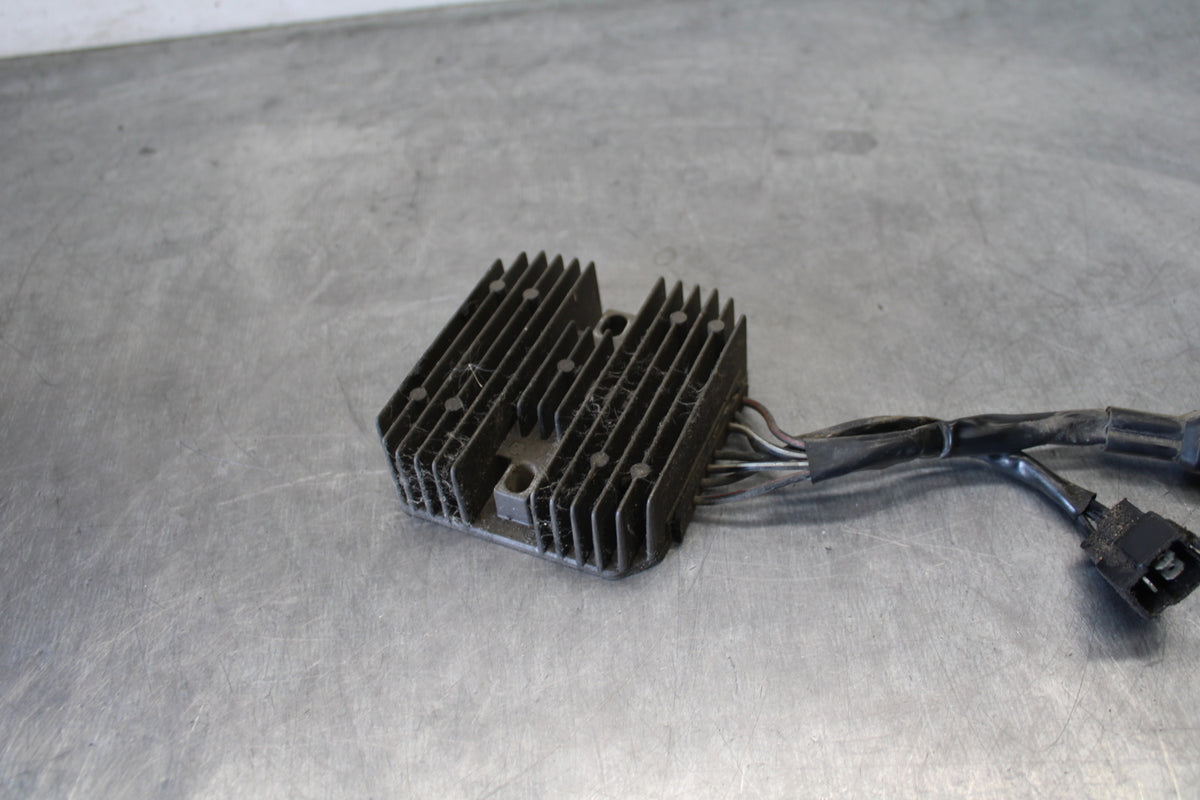 04 SUZUKI INTRUDER 800 RECTIFIER VOLTAGE REGULATOR BB758