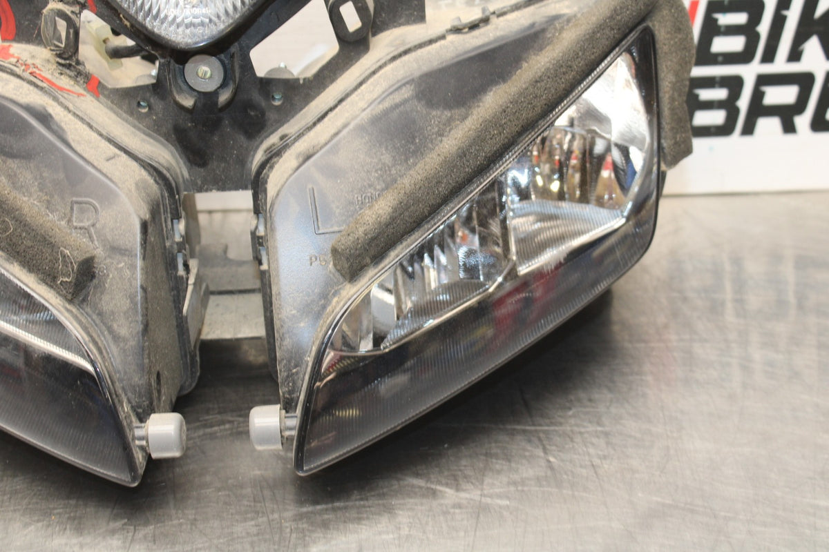 08 HONDA CBR125R FRONT HEADLIGHT HEAD LIGHT LAMP BB839