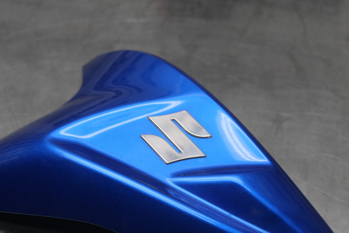 11-24 SUZUKI GSXR750 LEFT FRONT GAS TANK FUEL CELL FAIRING COWL COVER TRIM BB871