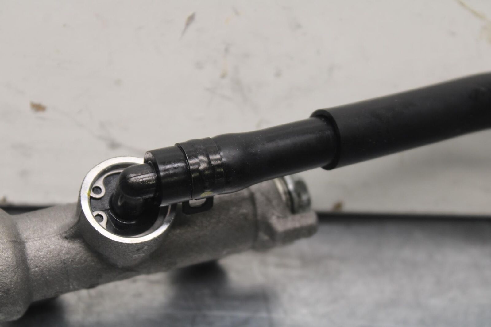 12-17 KAWASAKI ER-6N Z650 REAR BACK BRAKE MASTER CYLINDER W RESERVOIR BB607