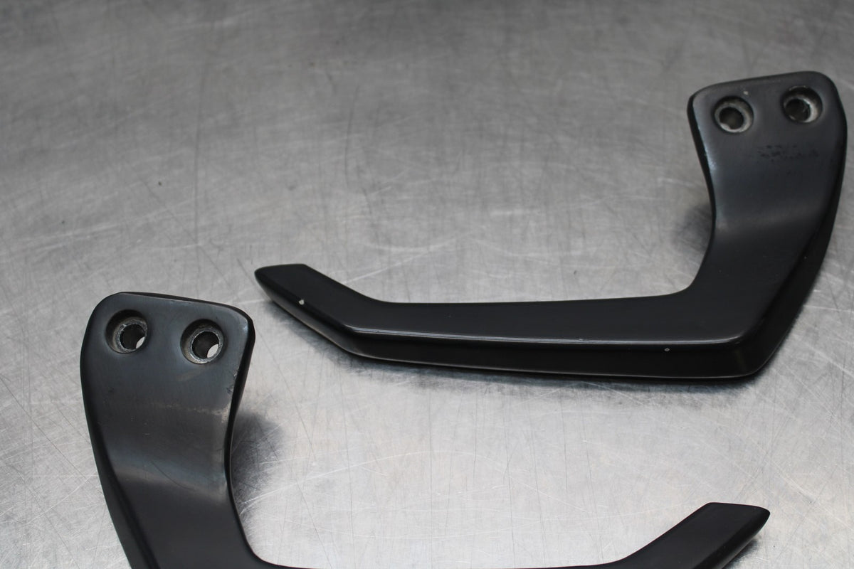 13-16 KTM 390 DUKE PASSENGER REAR SEAT GRAB BAR HANDLE SET BB815
