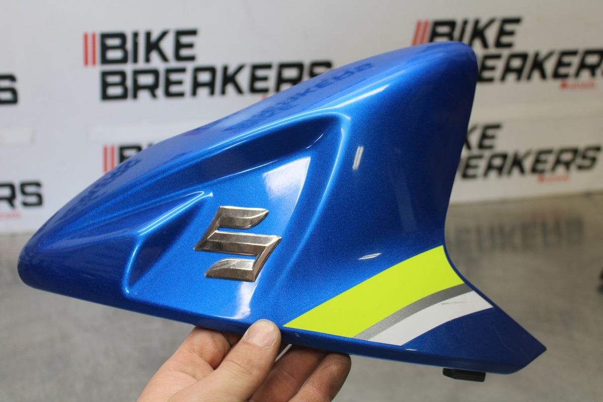 18 SUZUKI GSXR750 LEFT FRONT GAS TANK FUEL CELL FAIRING COWL COVER BB891
