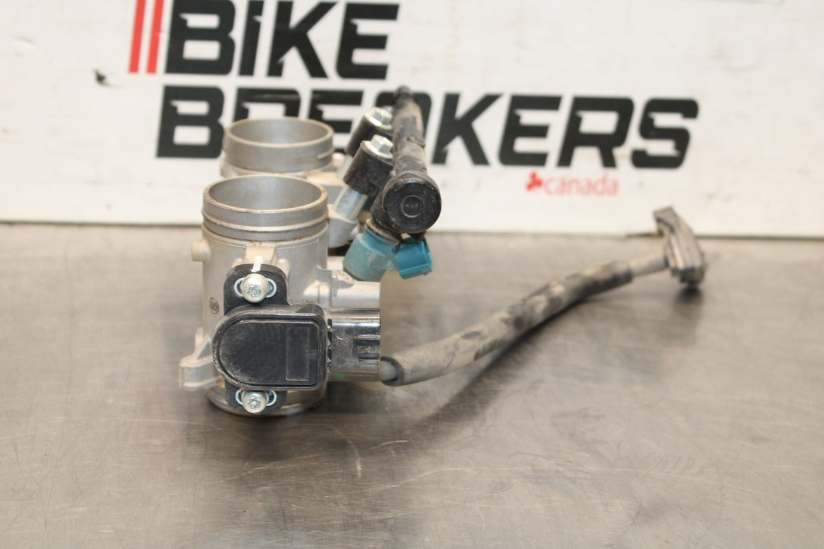 22-25 YAMAHA YZF R7 MAIN FUEL INJECTORS / THROTTLE BODIES BB940