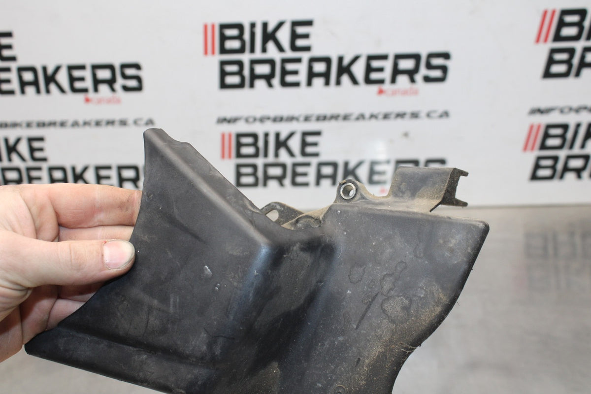 13-15 HONDA CBR500R ENGINE SPROCKET COVER BB834