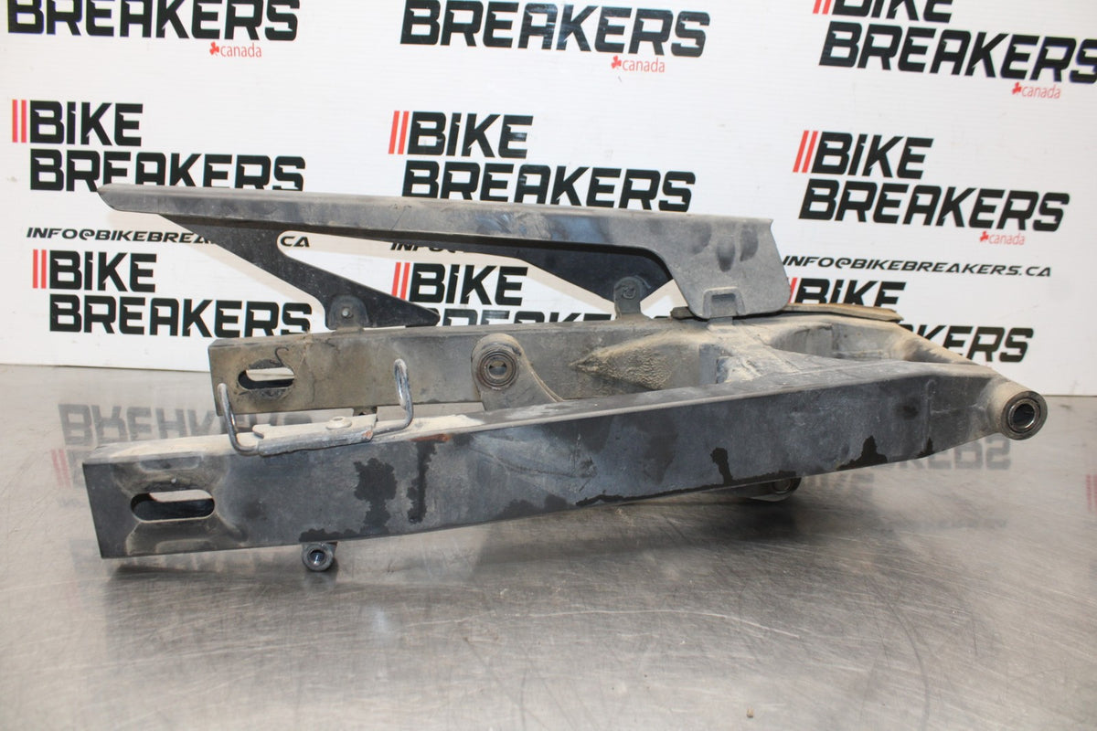 09 KAWASAKI NINJA 250R REAR SWINGARM BACK SUSPENSION SWING ARM BB824