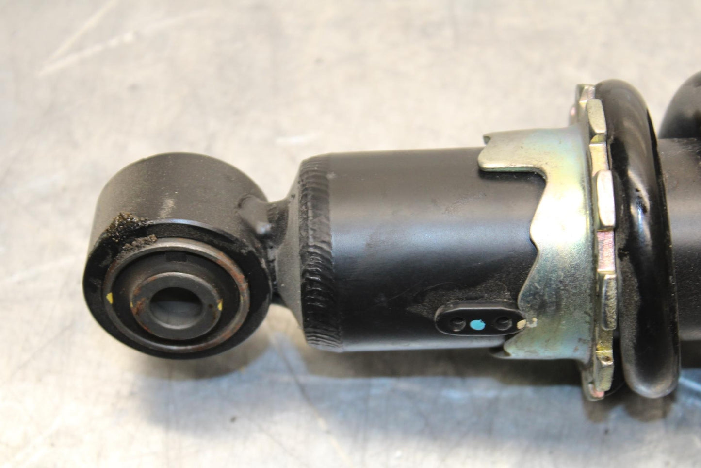 19-22 KAWASAKI Z400 REAR BACK SHOCK ABSORBER SUSPENSION BB586