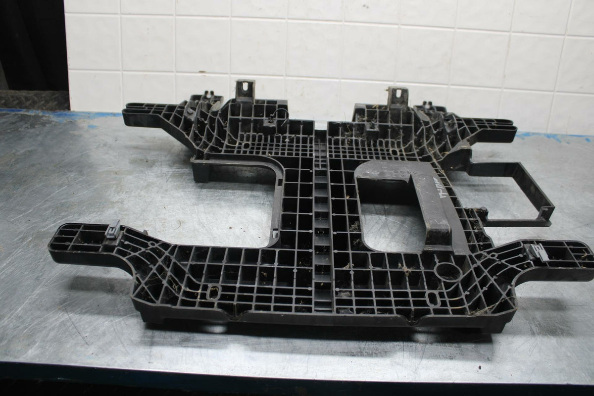 10-12 CAN AM SPYDER RT REAR BACK FENDER SUPPORT FRAME SUBFRAME BB415