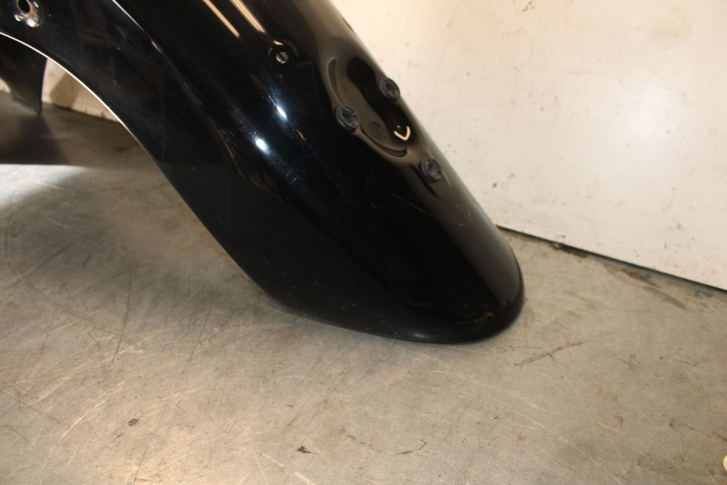 05-06 YAMAHA ROAD STAR XV1700A REAR BACK WHEEL FENDER MUD GUARD BB703