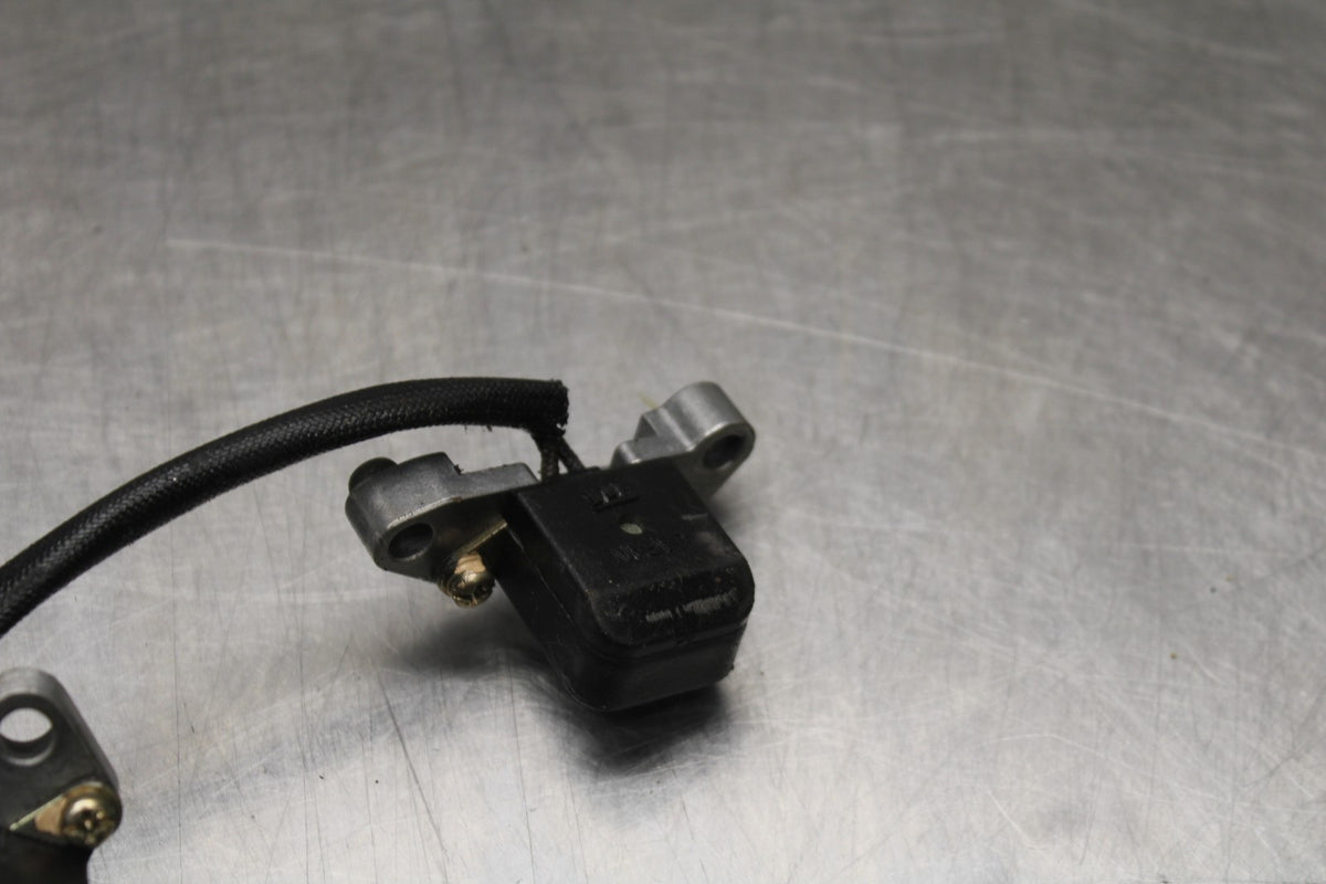 84 HONDA INTERCEPTOR 1000 VF1000F MOTOR COIL PICKUP PULSE PULSER SENSOR BB878