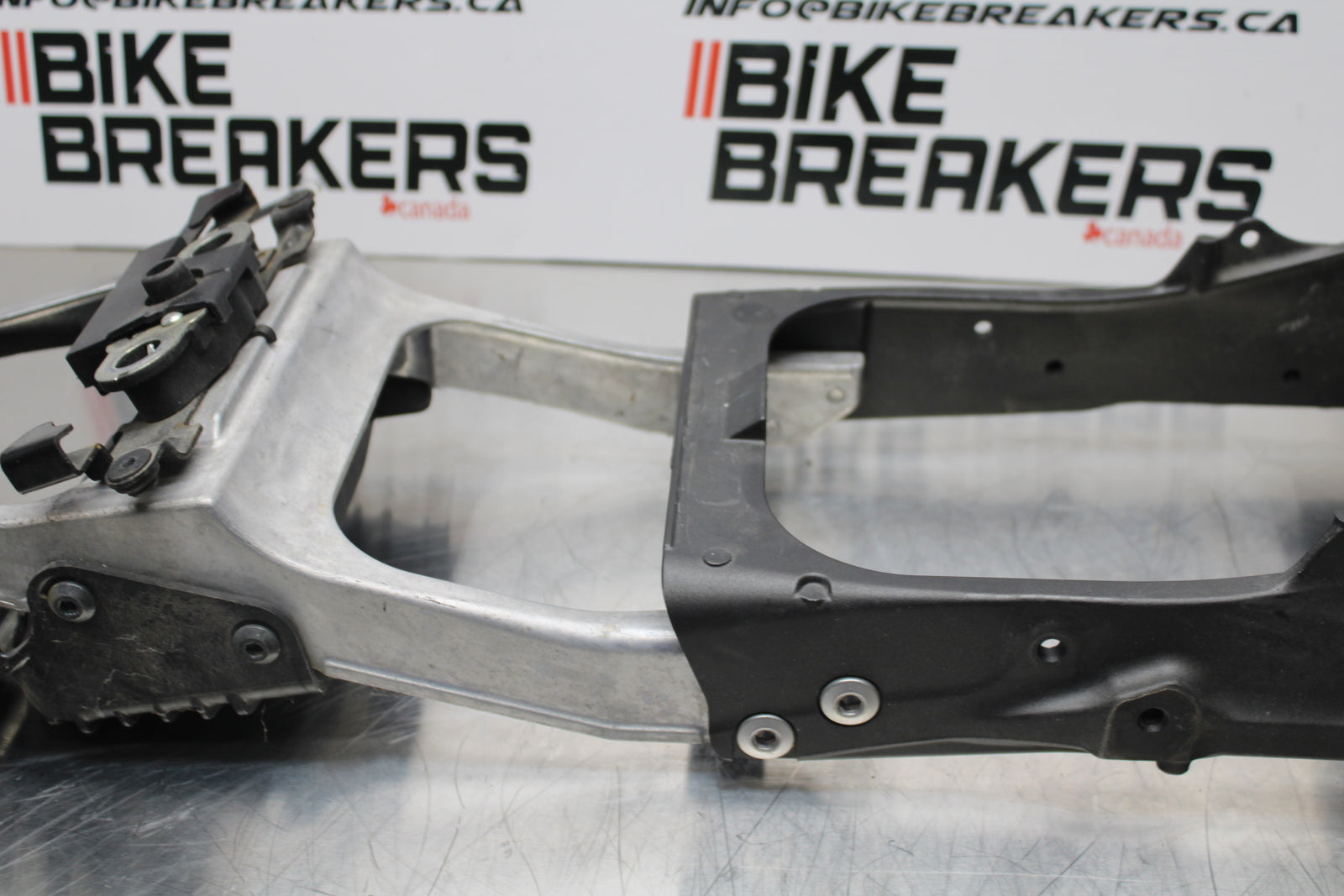 13-17 KAWASAKI NINJA ZX6R ZX636 ABS REAR SUBFRAME BACK SUB FRAME BB143