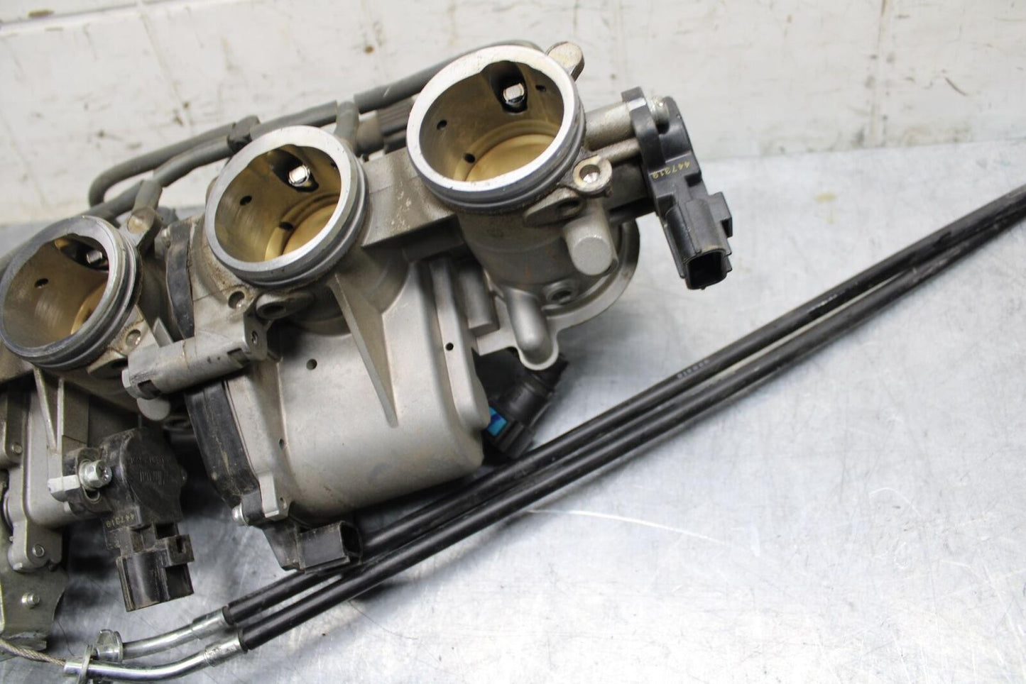 07-08 YAMAHA YZF R1 MAIN FUEL INJECTORS / THROTTLE BODIES BB483