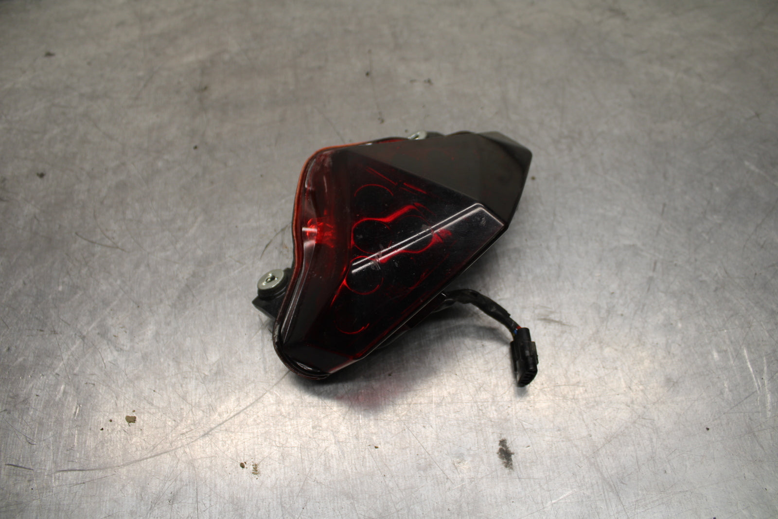 14-15 KAWASAKI NINJA 650 EX650F ABS REAR TAIL TAILLIGHT BACK BRAKE LIGHT BB741