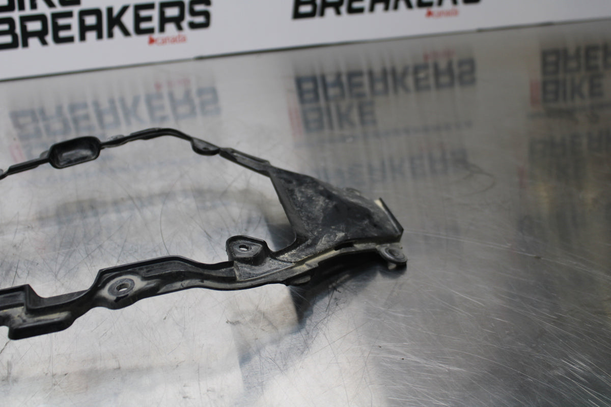 11 SUZUKI GSXR1000 CENTER REAR BACK TAIL FAIRING COWL BB142