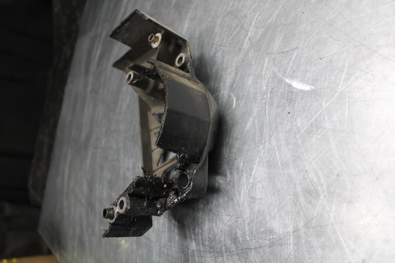 08-12 KAWASAKI NINJA 250R EX250J ENGINE SPROCKET COVER 14041-0021 BB496