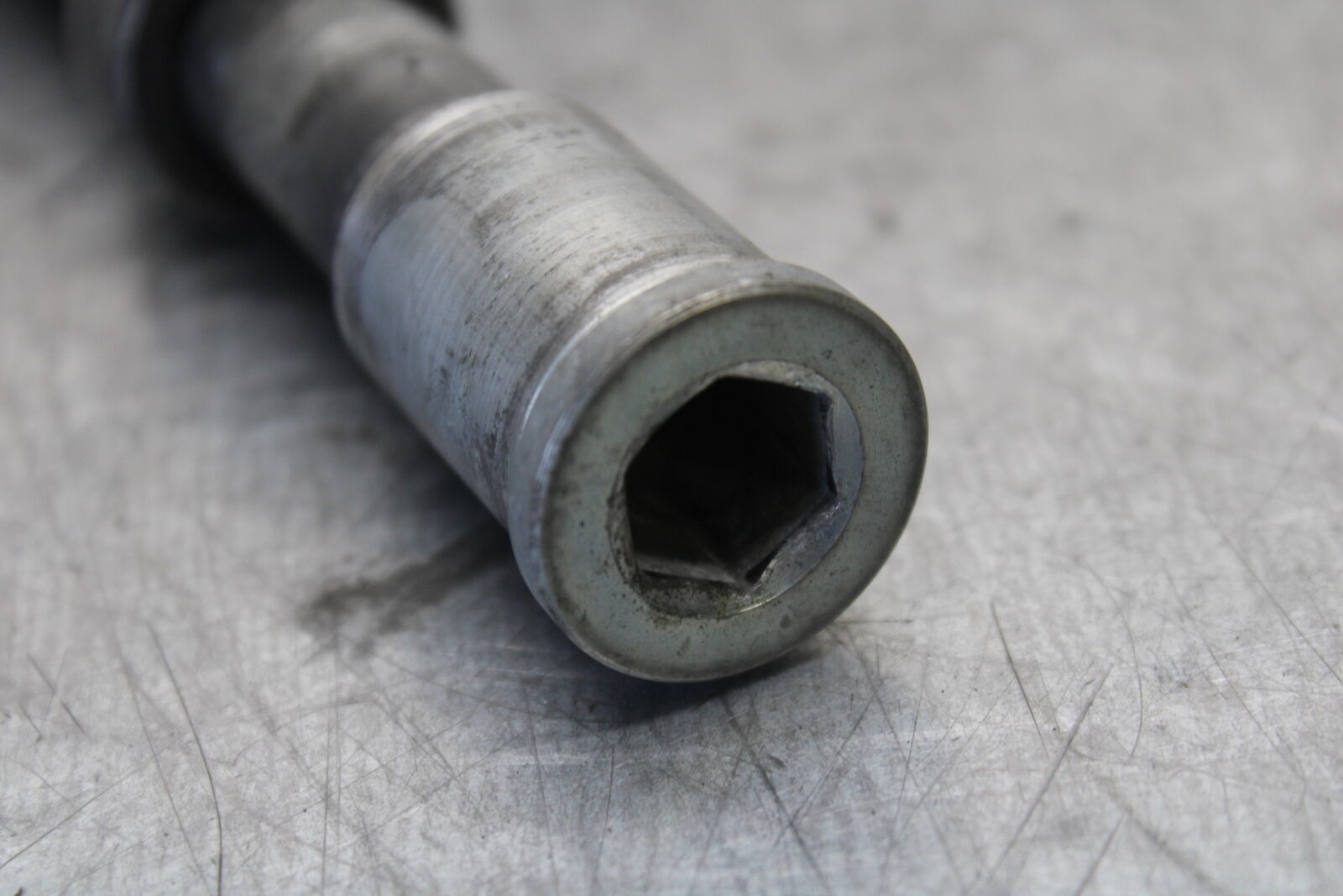 12-17 KAWASAKI ER-6N Z650 FRONT WHEEL RIM AXLE PIVOT BOLT BB709