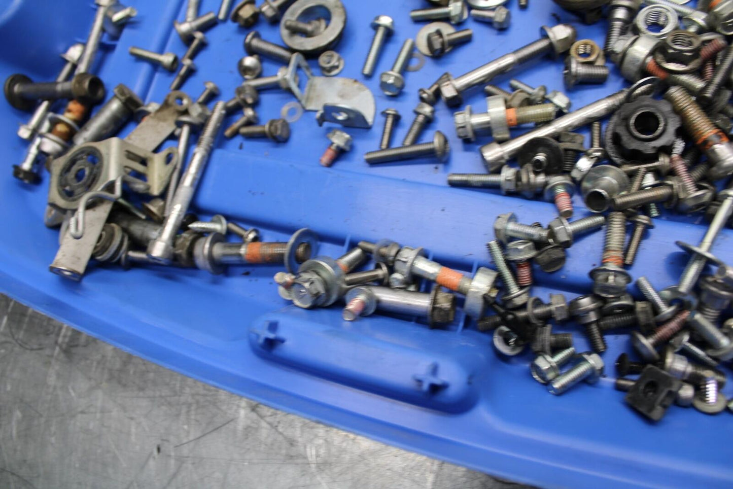 07-08 KAWASAKI CONCOURS 1400 ABS LEFTOVER BOLTS SCREWS BB449