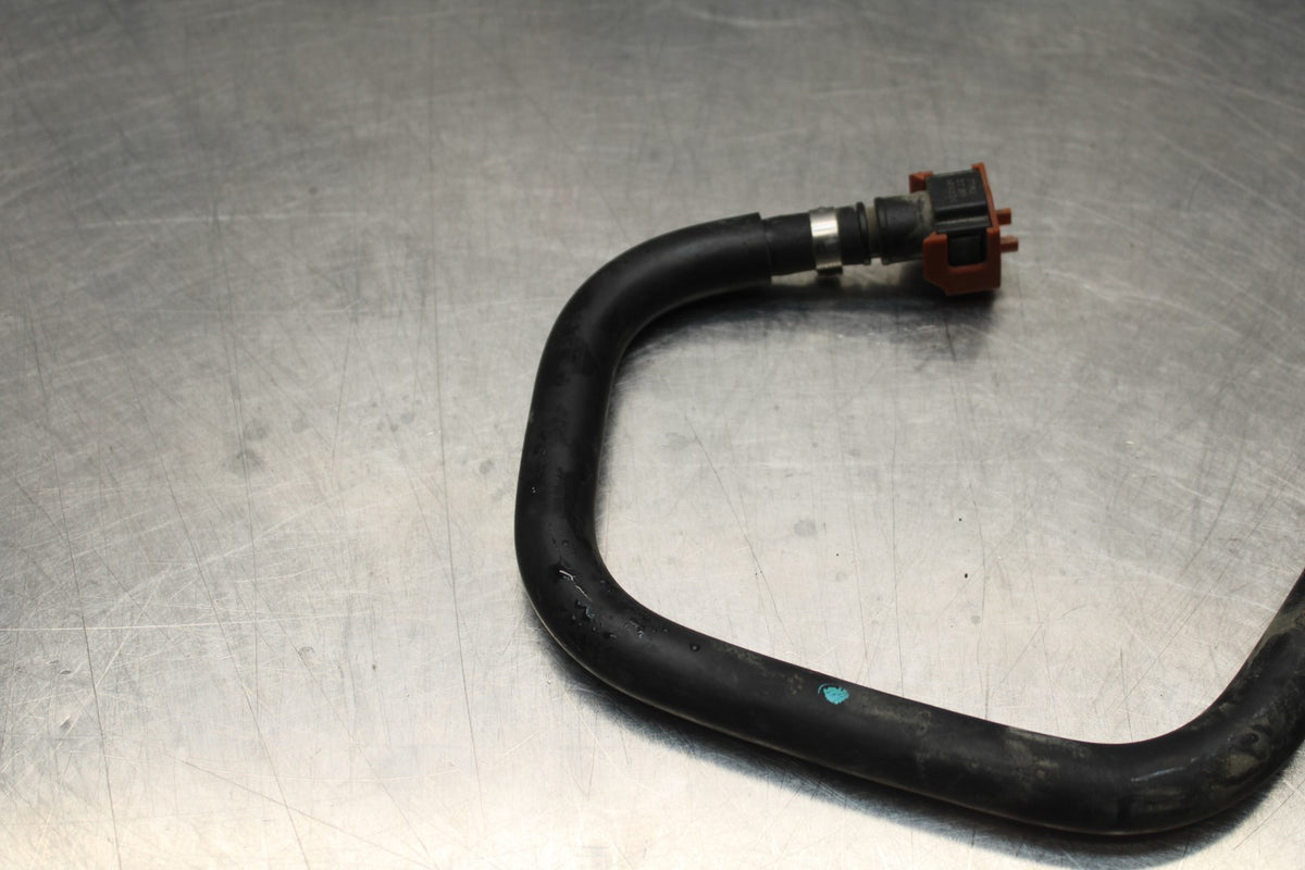 17-18 YAMAHA YZF R3 FUEL HOSE GAS LINE TUBE PIPE BB813