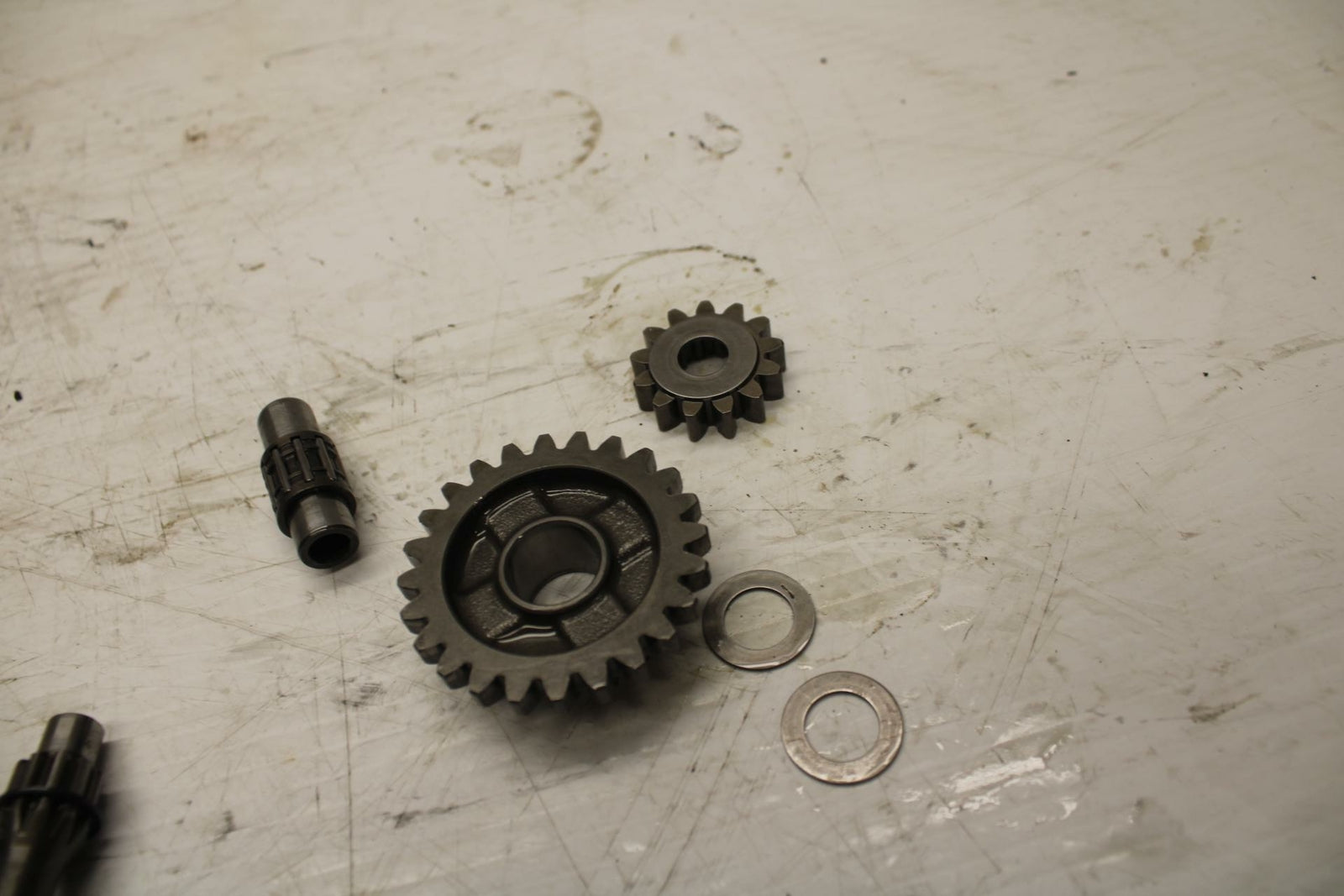09-11 SUZUKI GSXR1000 ENGINE MOTOR IDLER IDLING GEAR BB284