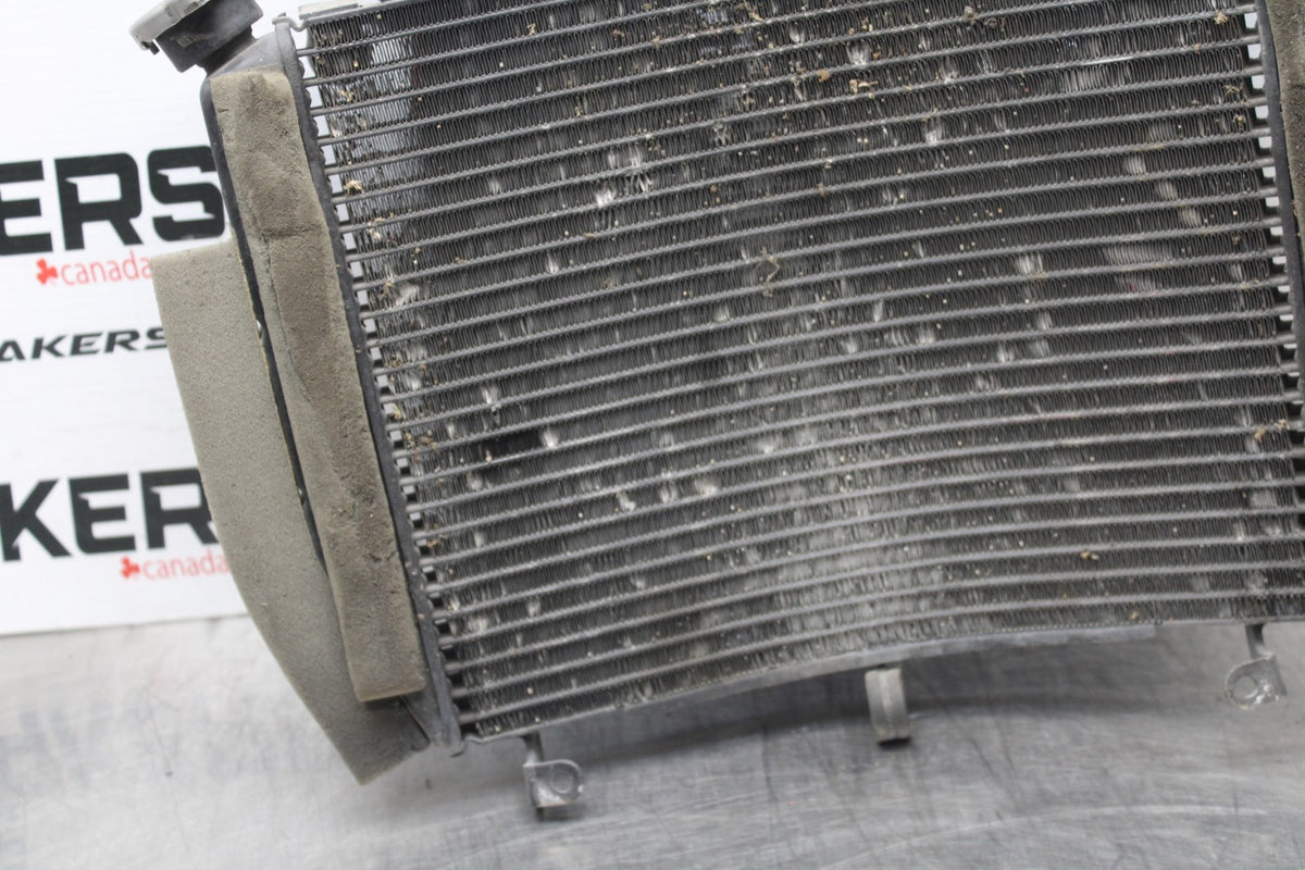 05 YAMAHA YZF R6 ENGINE RADIATOR MOTOR COOLER COOLING RADIATER BB814