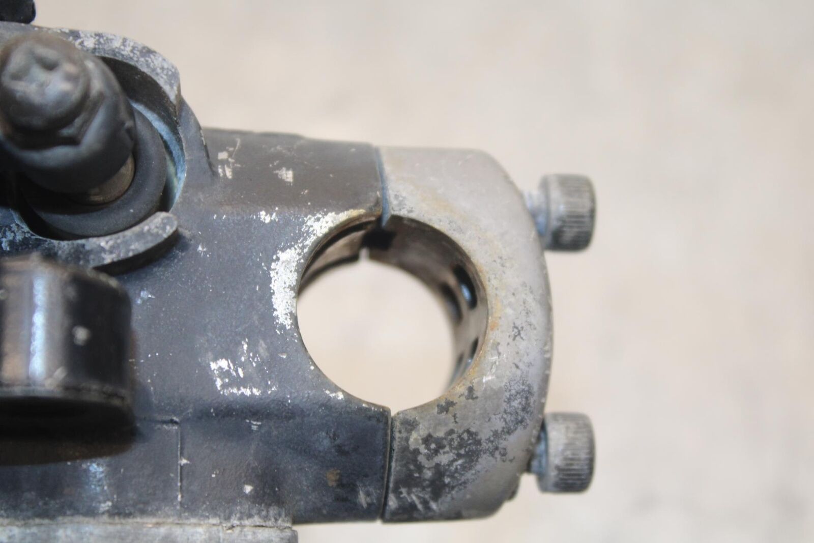 1988 Yamaha FZ600 FRONT BRAKE MASTER CYLINDER w/ LEVER BB601