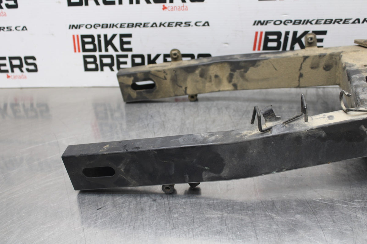 18-23 KAWASAKI NINJA 400 EX400 ABS REAR SWINGARM BACK SUSPENSION SWING ARM BB795
