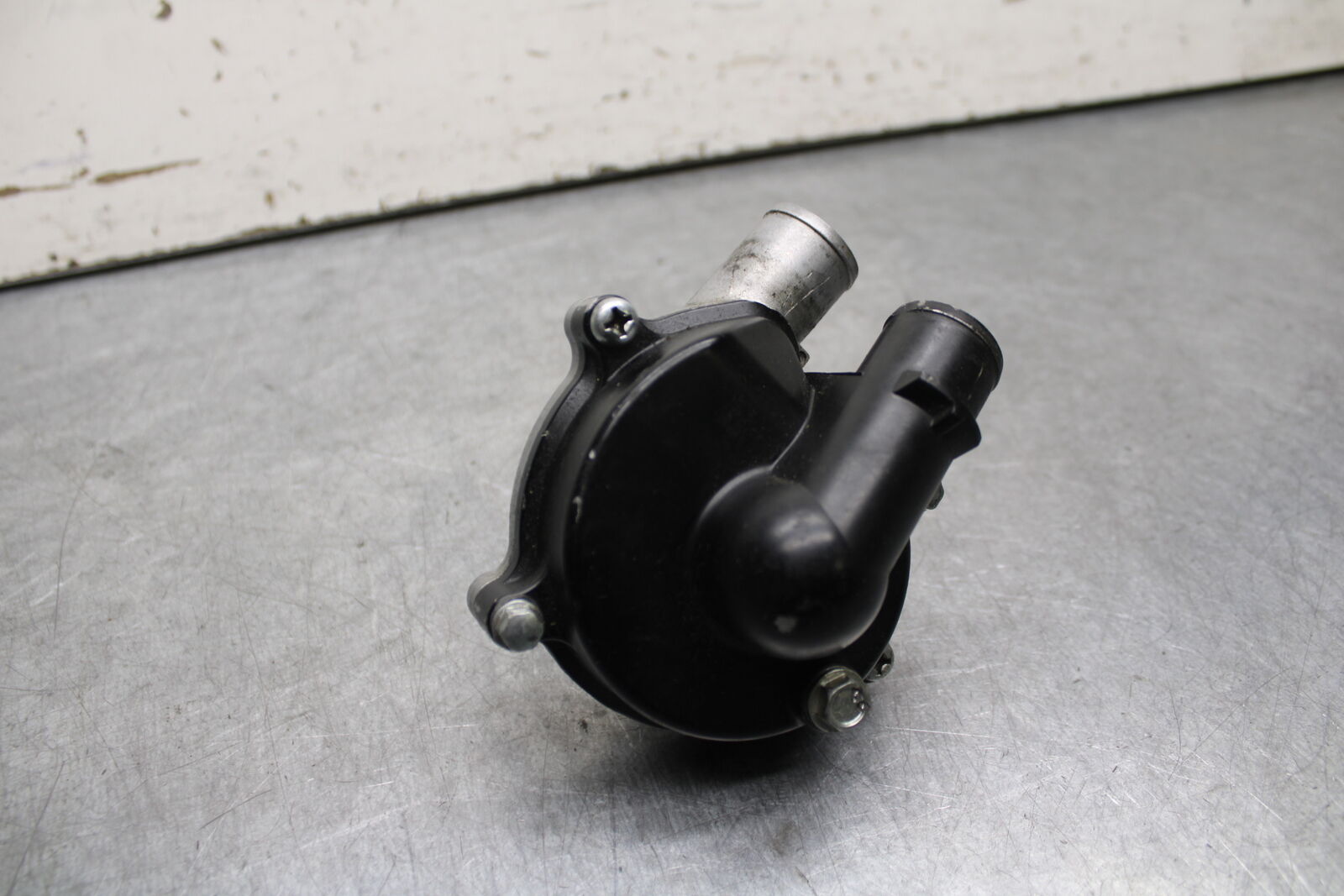06-07 SUZUKI GSXR750 ENGINE WATER COOLANT PUMP  17400-01H00 BB670