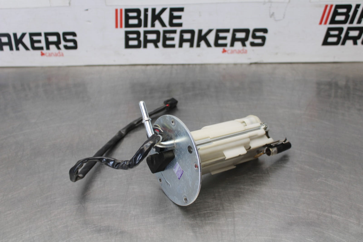 13-18 KAWASAKI NINJA ZX6R FUEL PUMP GAS PETROL SENDER UNIT BB908