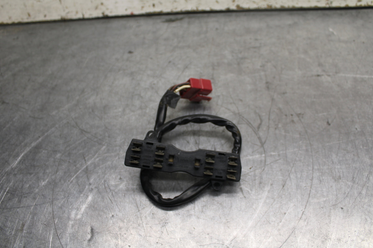 84 HONDA INTERCEPTOR 750 VF750F FUSE BOX BB108