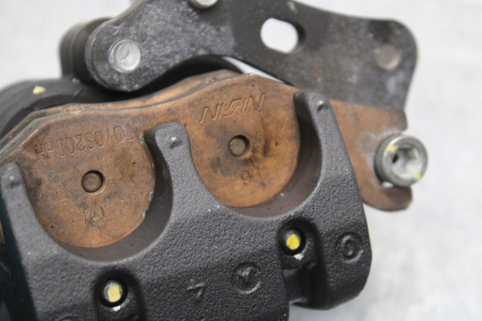 20 KAWASAKI Z400 ER400 ABS FRONT BRAKE CALIPER BB586