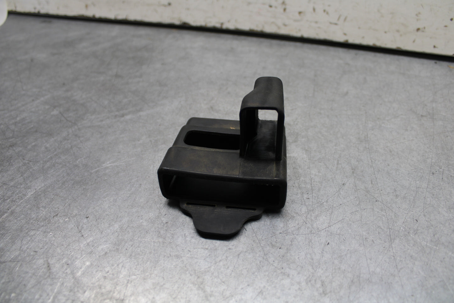 21-24 YAMAHA MT-07 RELAY ASSEMBLY LIGHT CONTROL UNIT BB662