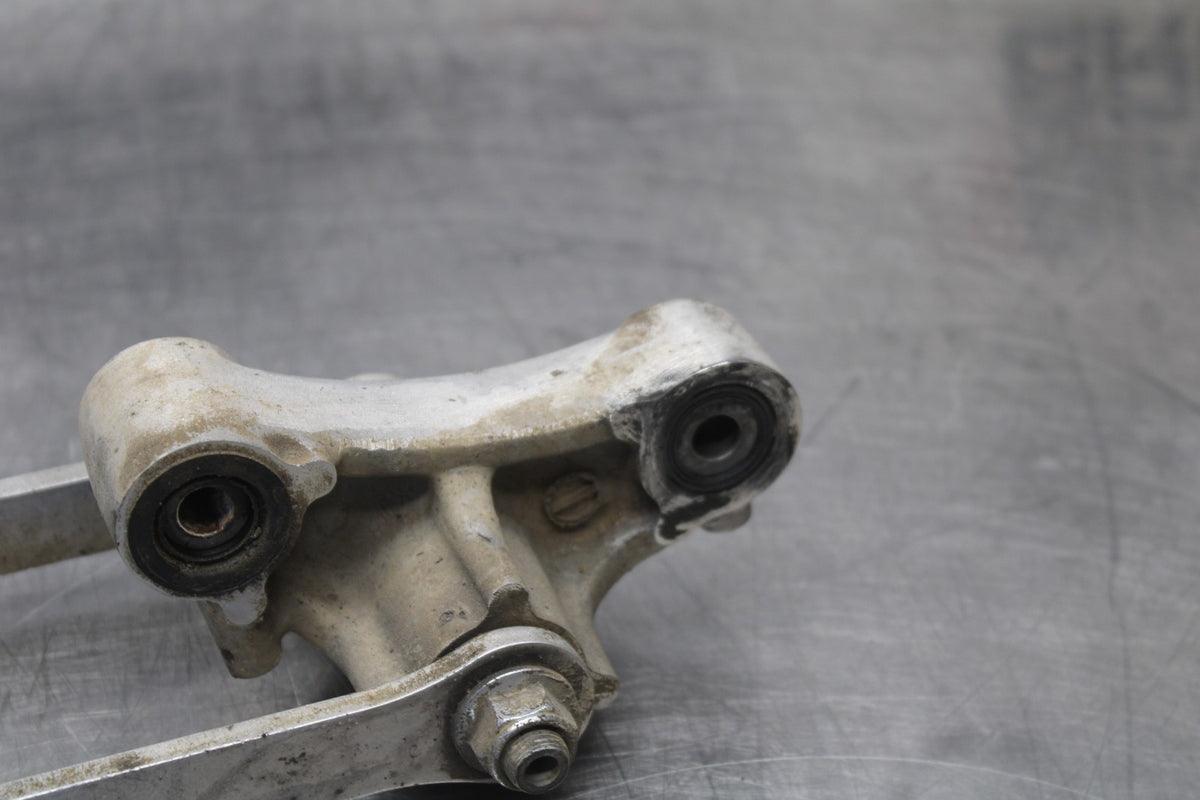 08 KAWASAKI NINJA ZX10R REAR DOGBONE SHOCK LINKAGE LINK BB902