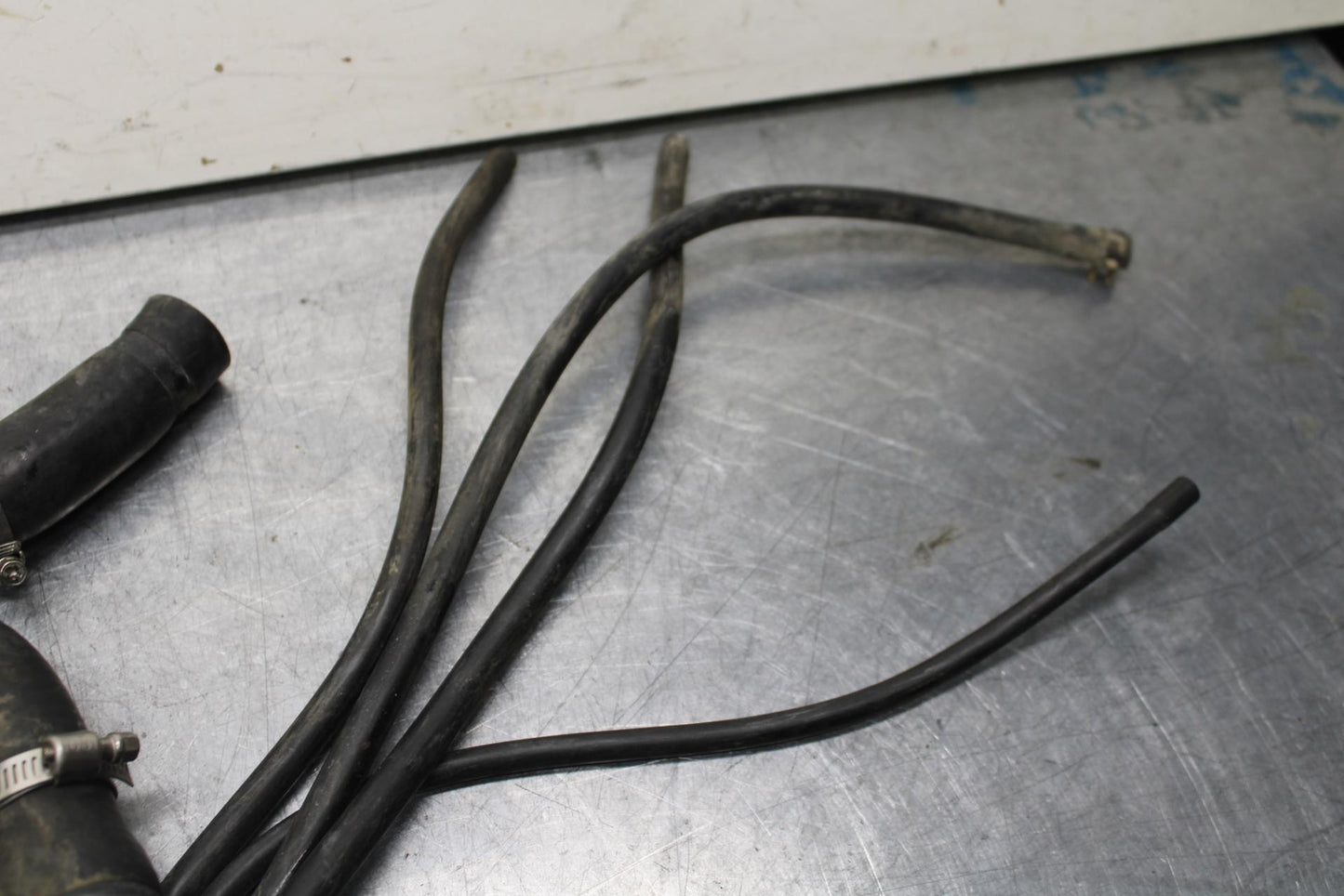 08-11 TRIUMPH SPEED TRIPLE RADIATOR HOSES ENGINE COOLANT WATER PIPES HOSE BB102