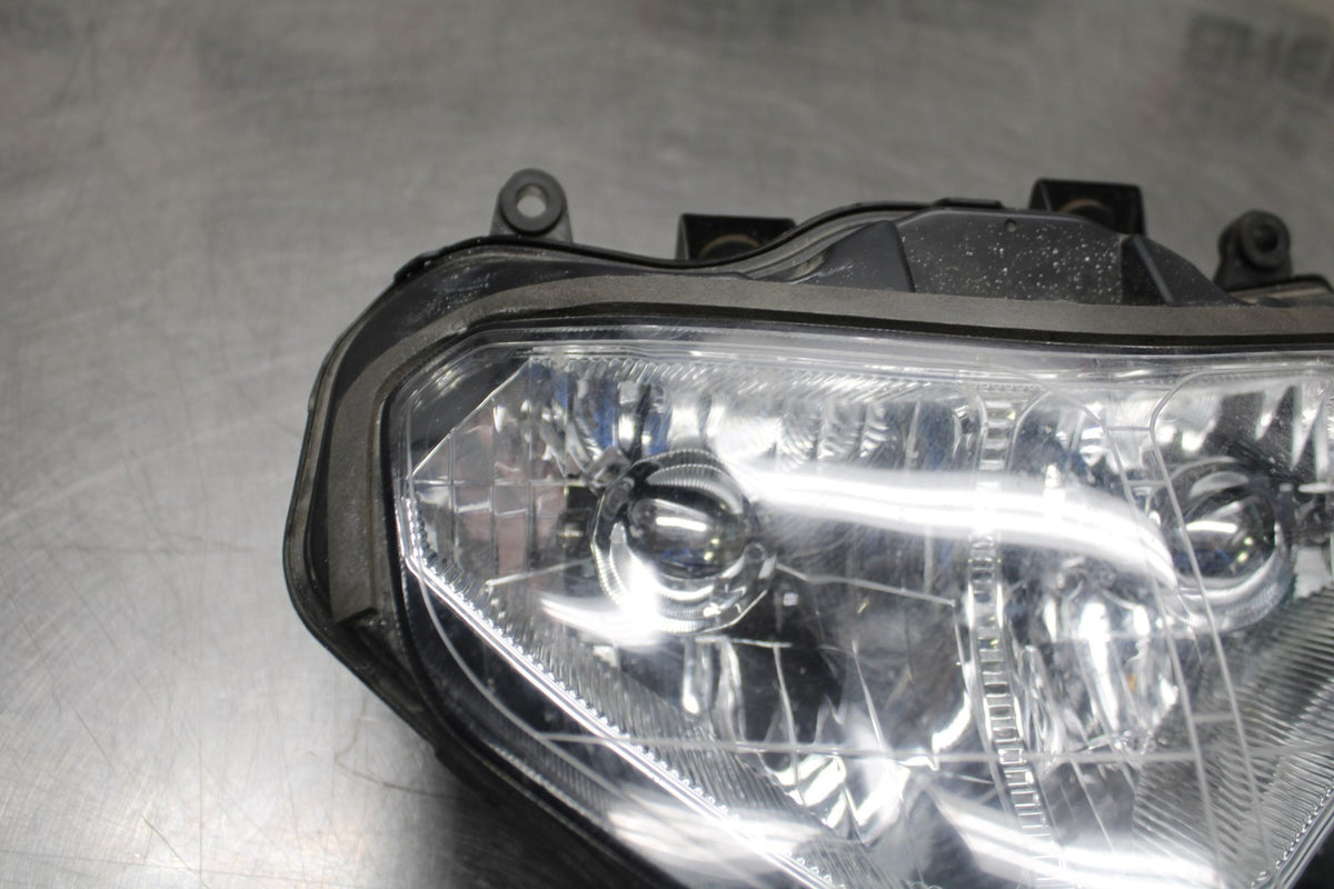 01-02 SUZUKI GSXR1000 FRONT HEADLIGHT HEAD LIGHT LAMP BB880