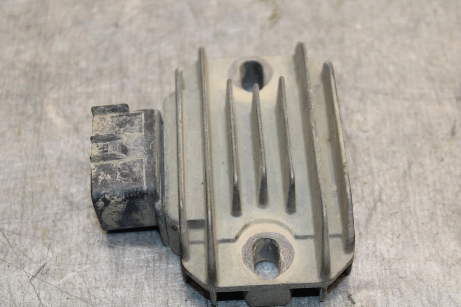 2006 Suzuki Quadsport Z400 LTZ400 RECTIFIER VOLTAGE REGULATOR 32800-05F10 BB99