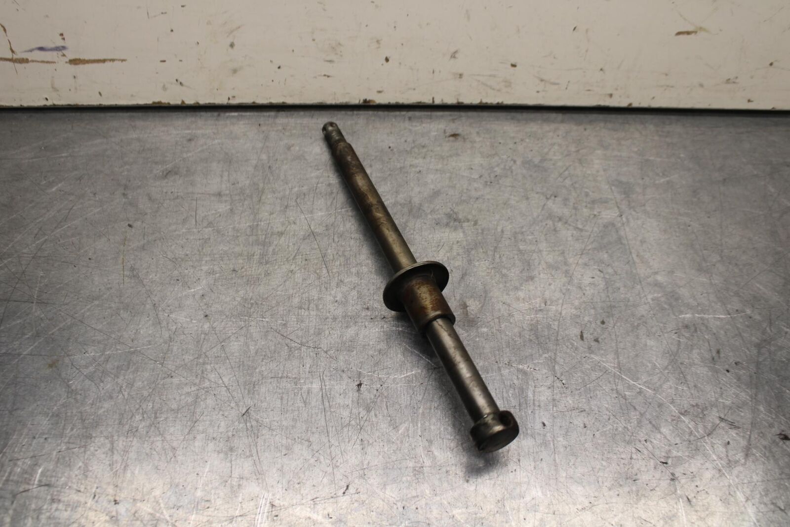 80-81 SUZUKI GS1000GL FRONT WHEEL RIM AXLE PIVOT BOLT BB103