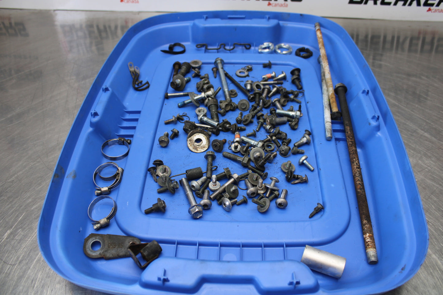 03 SUZUKI SV650S MOUNTING BOLTS HARDWARE MOTOR SCREWS BB167