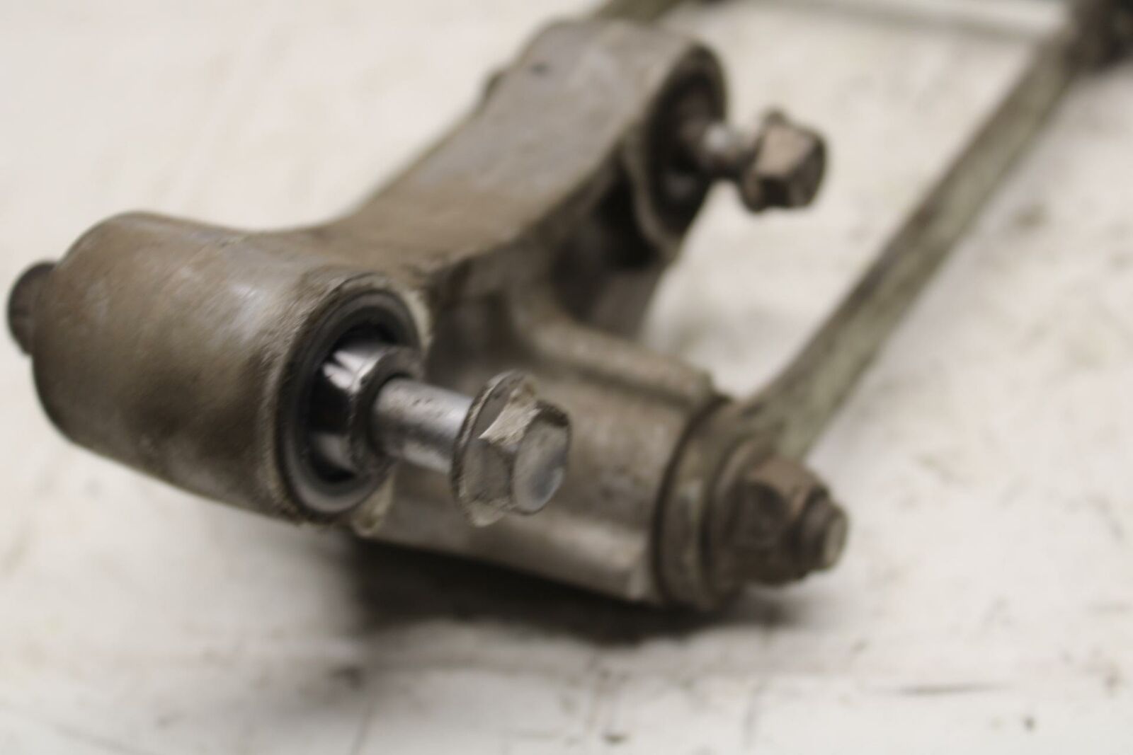 13-17 KAWASAKI NINJA ZX6R ZX636E REAR DOGBONE SHOCK LINKAGE LINK BB409