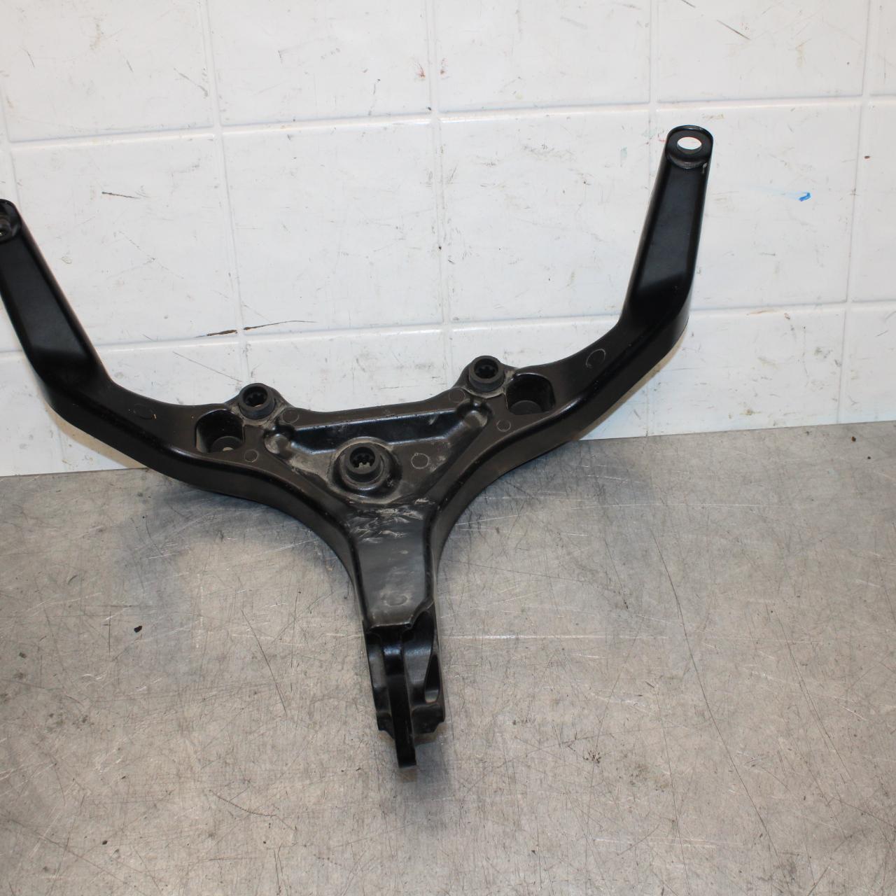 06-07 HONDA CBR1000RR UPPER  MIRROR GAUGES STAY BRACKET 64501-MEL-010 BB75