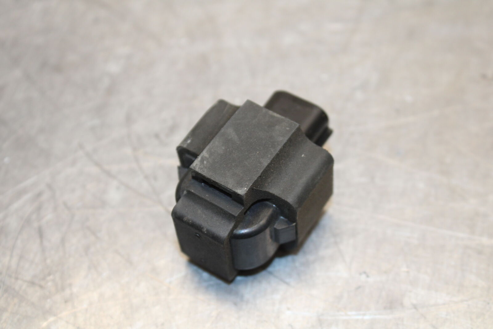 19-22 KAWASAKI Z400 TIP OVER BANK ANGLE CRASH SENSOR SWITCH  BB738