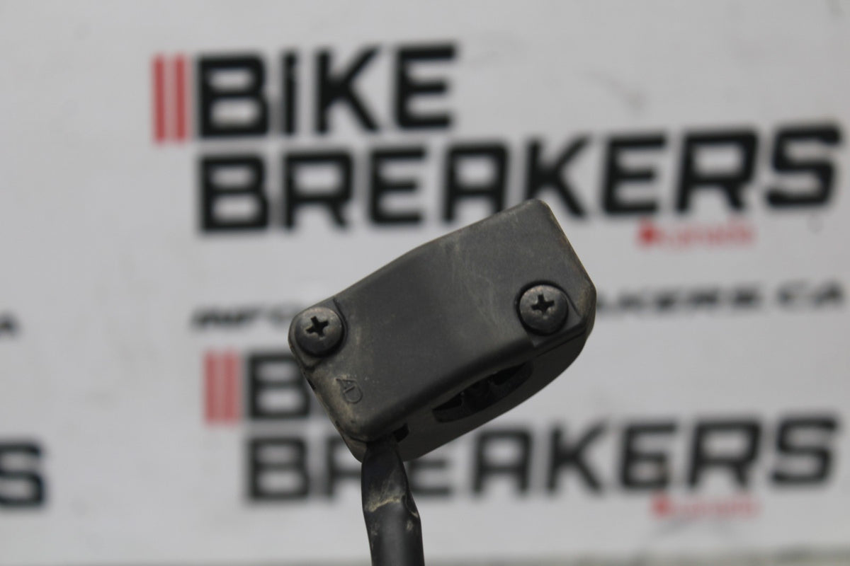 24-25 KAWASAKI NINJA ZX6R RIGHT CLIP ON KILL OFF START SWITCH SWITCHES BB785