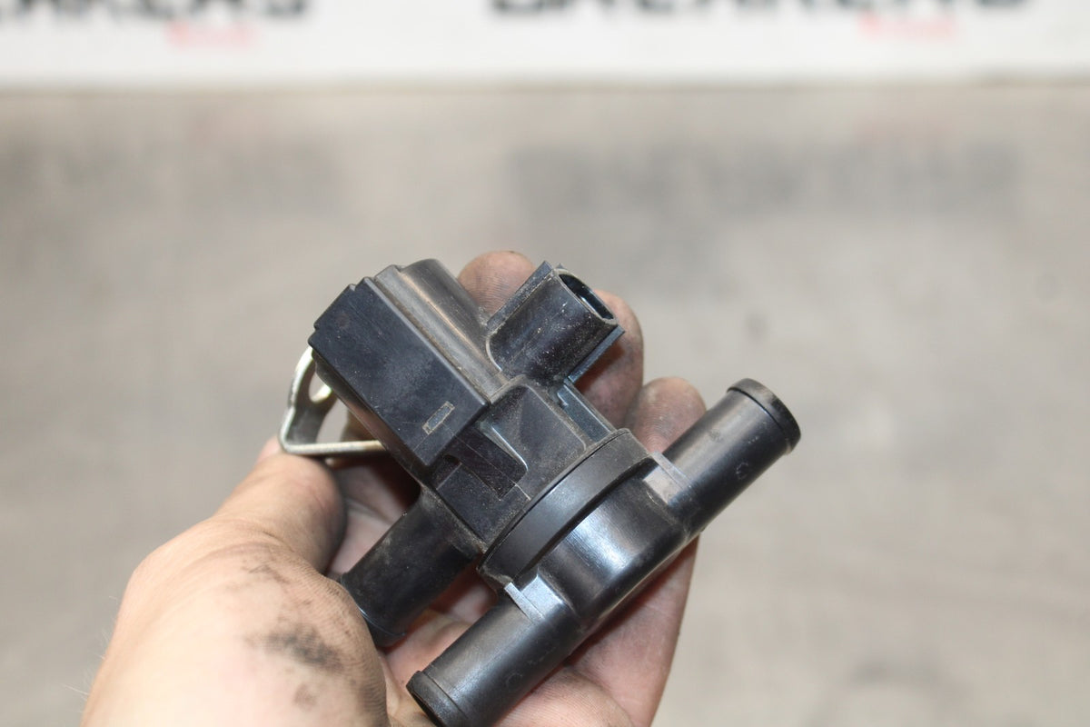 17 YAMAHA YZF R6 AIR VALVE SOLENOID TOP ENGINE SWITCH SENSOR BB922