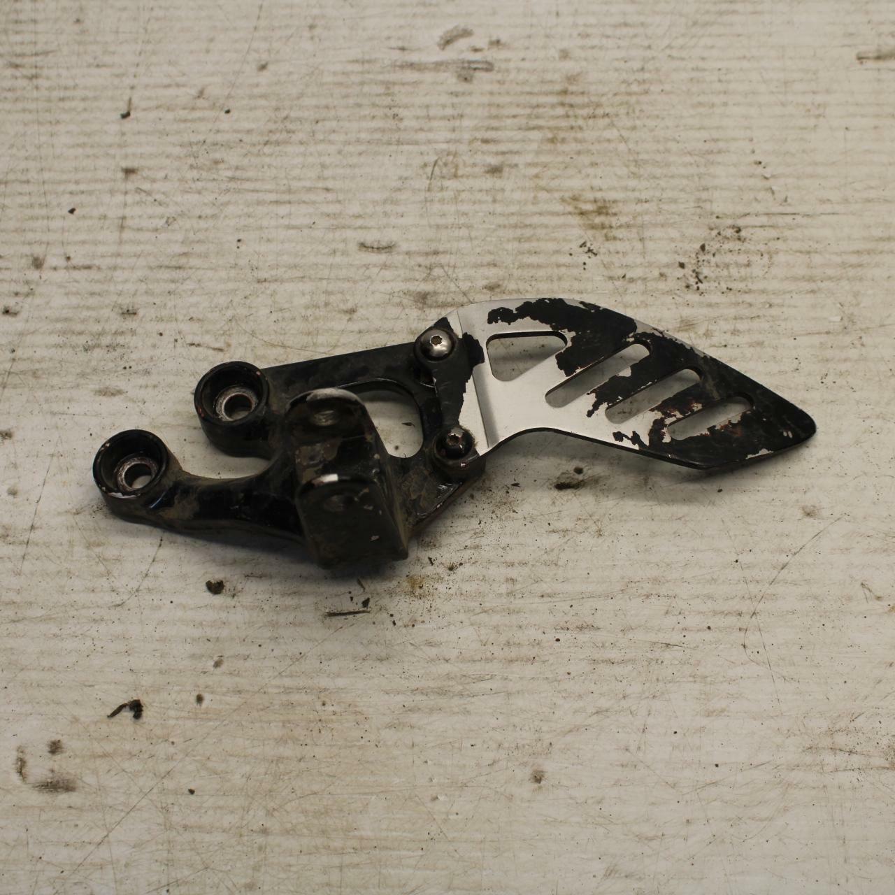 08-09 SUZUKI GSXR600 LEFT REARSET REAR SET DRIVER FOOT PEG BRACKET MOUNT BB156B