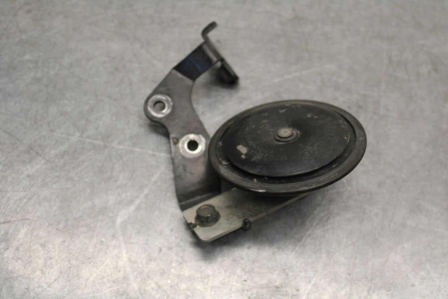 07-08 YAMAHA YZF R1 HORN SIGNAL BB675