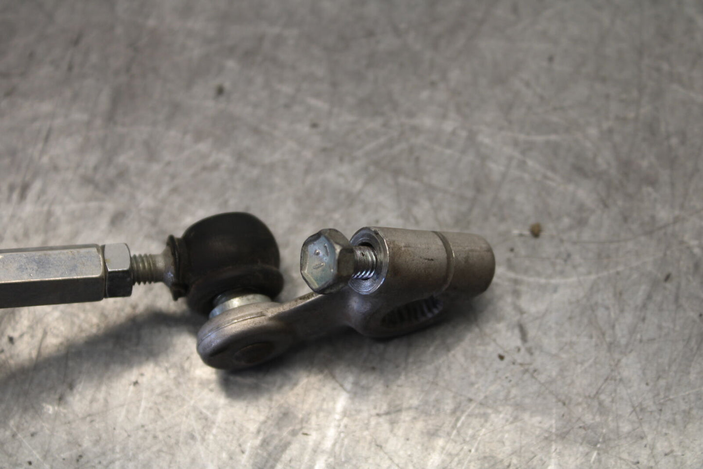06-07 SUZUKI GSXR 600 SHIFTER LINKAGE SHIFT LINK PEDAL BB694